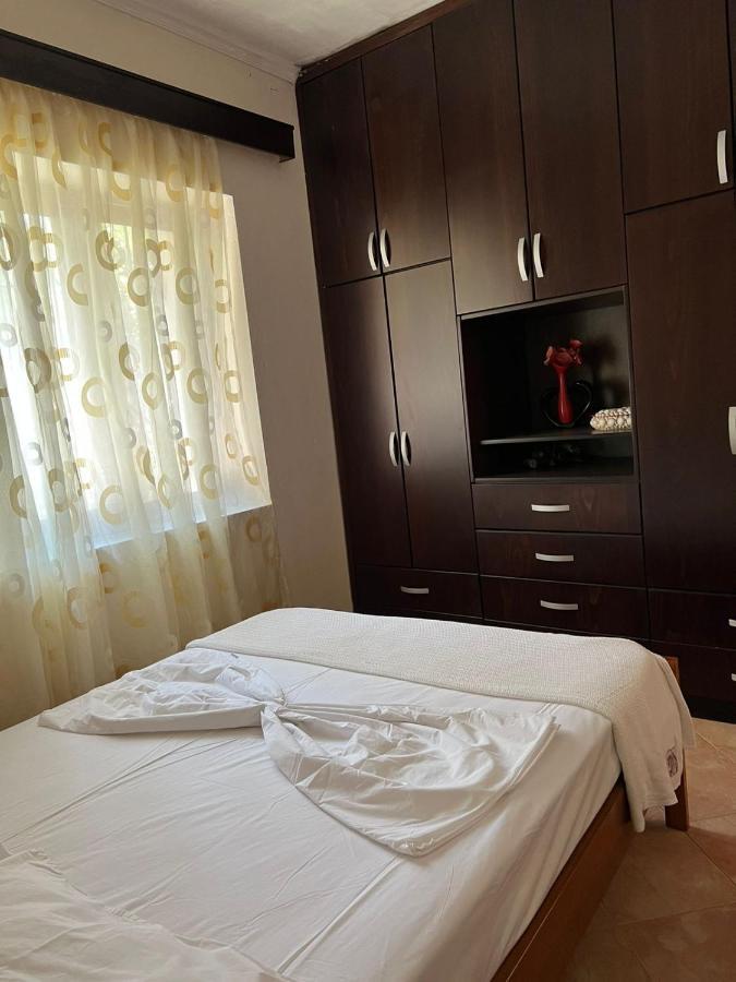 Amar Villa Sarandë Buitenkant foto